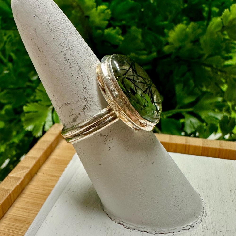 Tourmalinated Quartz Ring - image 3